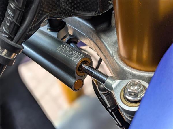 2022 YAMAHA R1