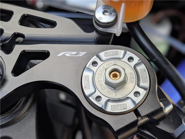 2022 YAMAHA R1
