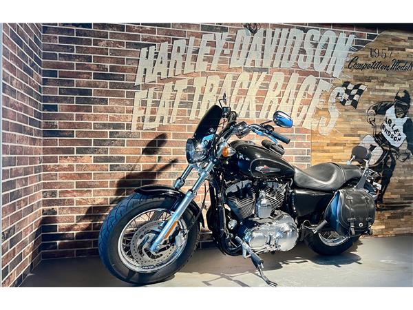 2015 HARLEY-DAVIDSON Sportster XL 1200 C Sportster Custom ABS