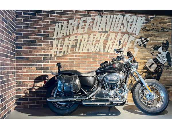 2015 HARLEY-DAVIDSON Sportster XL 1200 C Sportster Custom ABS