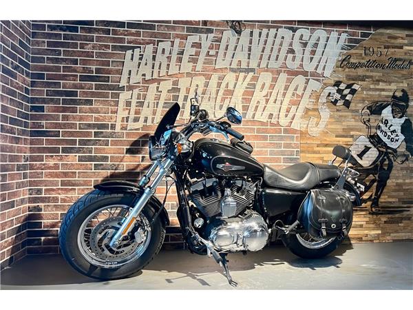 2015 HARLEY-DAVIDSON Sportster XL 1200 C Sportster Custom ABS