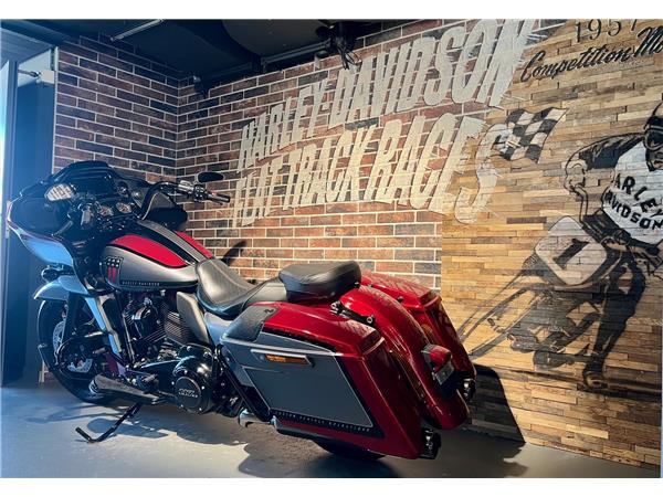 2019 HARLEY-DAVIDSON CVO FLTRXSE Road Glide Special 117 CVO