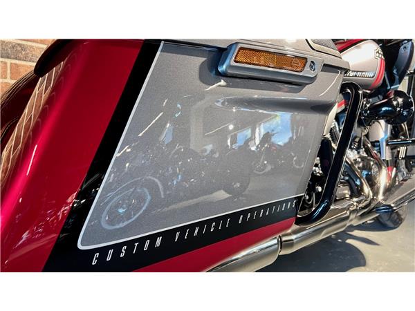 2019 HARLEY-DAVIDSON CVO FLTRXSE Road Glide Special 117 CVO