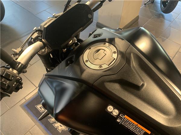 2022 Black MT-07, 1 Owner from new, R&G `s, Just serviced !