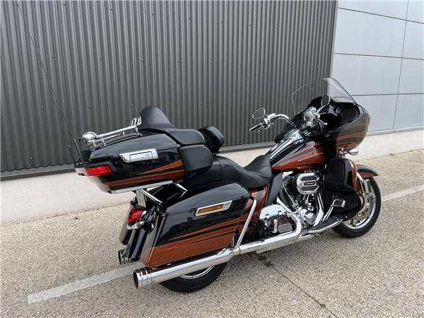 2015 HARLEY-DAVIDSON ROAD GLIDE