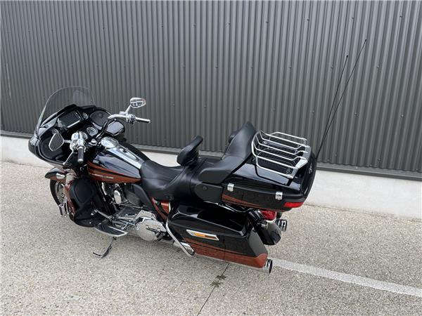 2015 HARLEY-DAVIDSON ROAD GLIDE