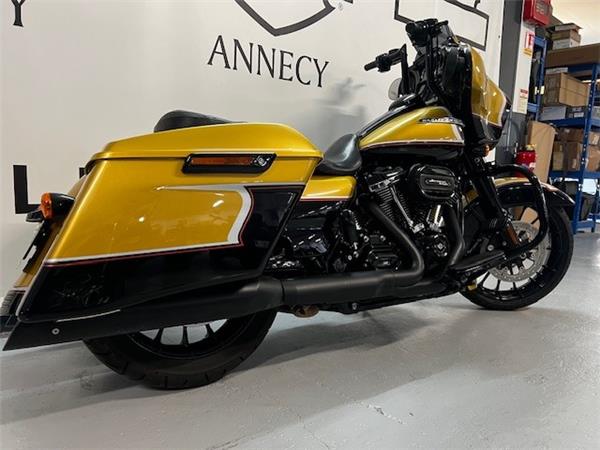 2018 HARLEY-DAVIDSON STREET GLIDE