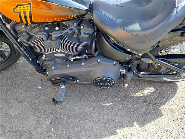 2021 HARLEY-DAVIDSON STREET BOB