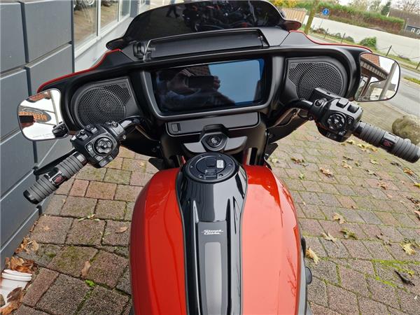 FLHX STREET GLIDE Topcase Abnehmbar + Zubehör
