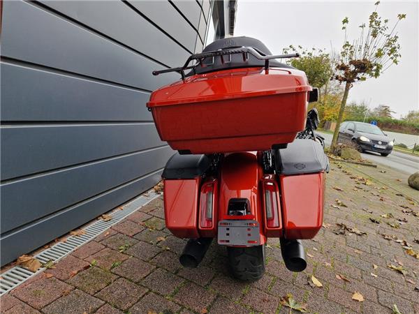 FLHX STREET GLIDE Topcase Abnehmbar + Zubehör