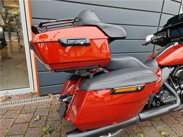 FLHX STREET GLIDE Topcase Abnehmbar + Zubehör