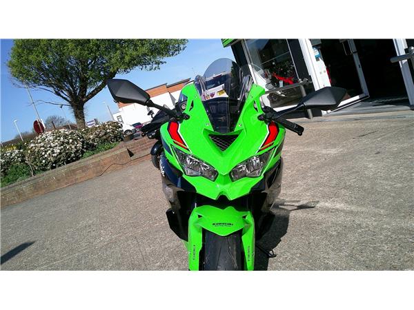 2024 Kawasaki Ninja ZX-4RR