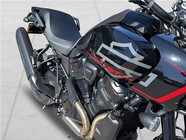 2025 harley-davidson RA Pan America 1250 ST
