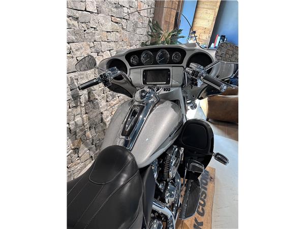 2017 HARLEY-DAVIDSON FLHTK FLHTKSE