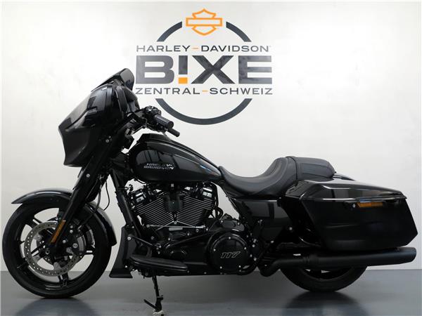 2024 harley-davidson FLHX Street Glide Black Finish 117