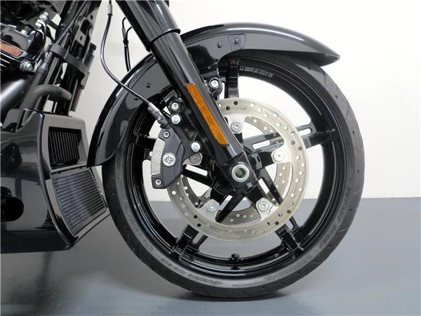 2024 harley-davidson FLHX Street Glide Black Finish 117