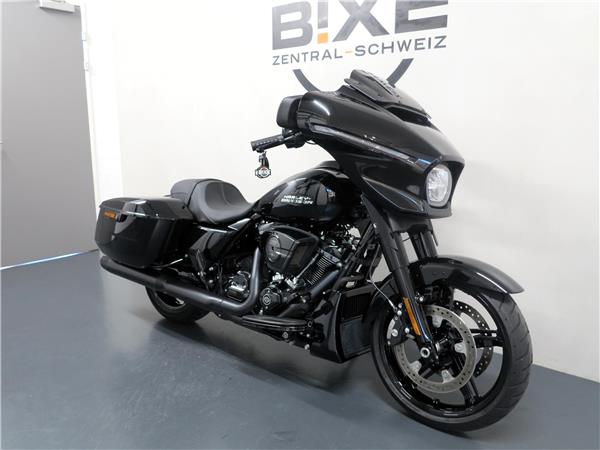 2024 harley-davidson FLHX Street Glide Black Finish 117