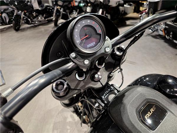 Low Rider S 