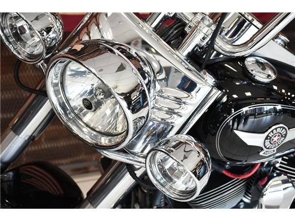 2016 HARLEY-DAVIDSON SOFTAIL FLSTF FAT BOY