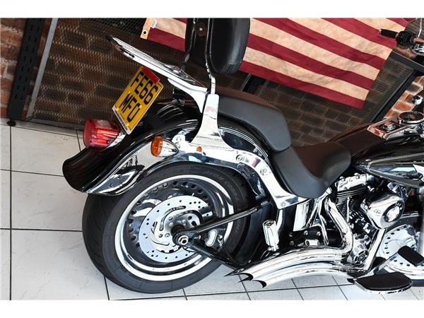 2016 HARLEY-DAVIDSON SOFTAIL FLSTF FAT BOY