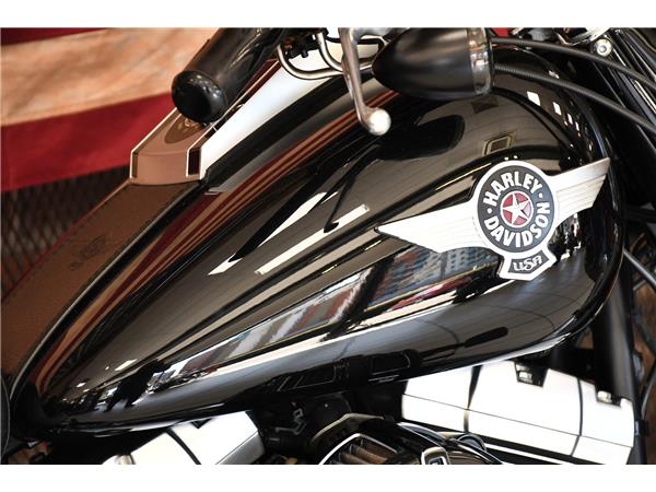 2012 HARLEY-DAVIDSON FAT BOY