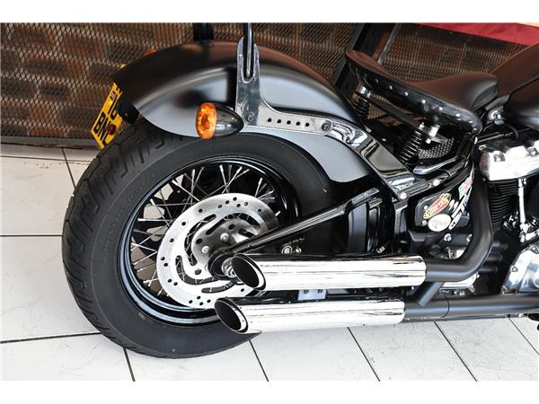 2018 HARLEY-DAVIDSON SOFTAIL FLSL SLIM