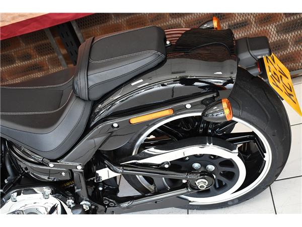 2022 HARLEY-DAVIDSON SOFTAIL FXBRS BREAKOUT 114