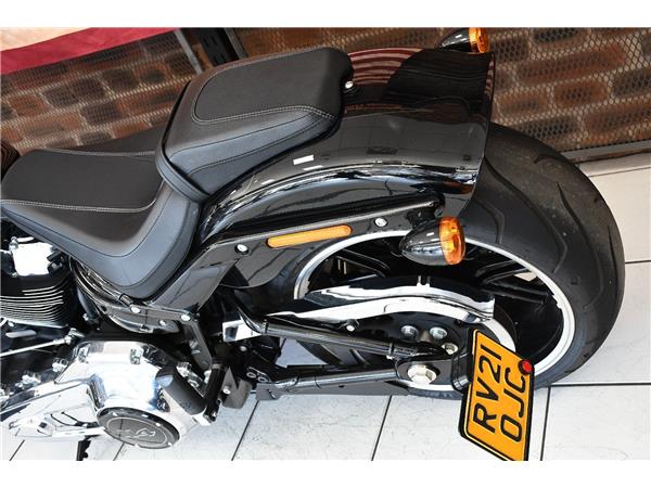 2021 HARLEY-DAVIDSON SOFTAIL FXBRS BREAKOUT 114
