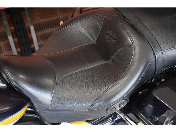 2012 HARLEY-DAVIDSON CVO FLHTCUSE SCREAMIN EAGLE ELECTRA GLIDE ULTRA CLASSIC