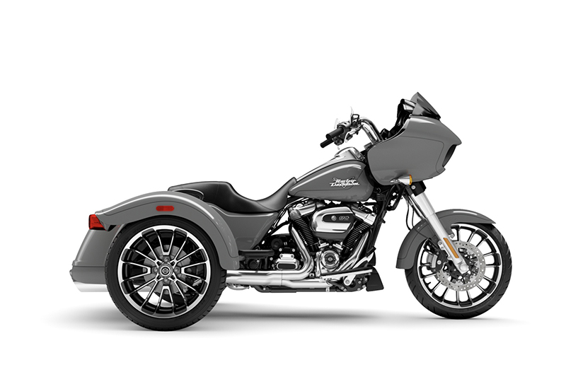 Road Glide 3