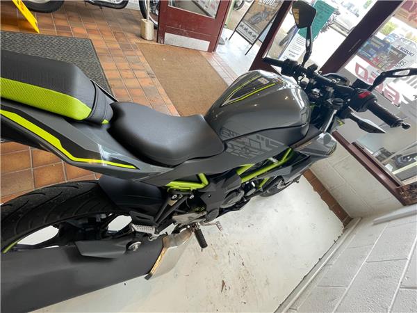 2023 Kawasaki Z125