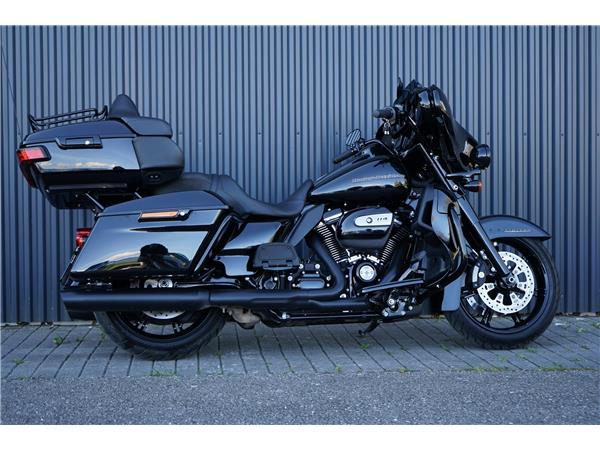 2021 HARLEY-DAVIDSON Touring FLHTK Electra Glide Ultra Limited Black Finish114