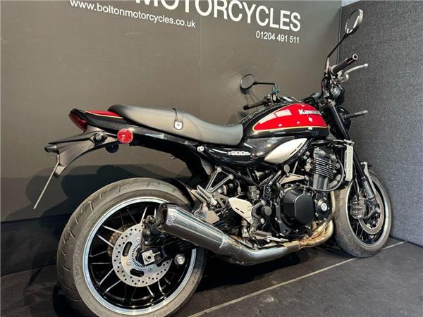 2024 Kawasaki Z900 RS