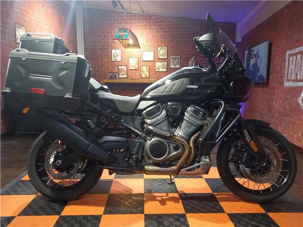 RA1250S Pan America Special