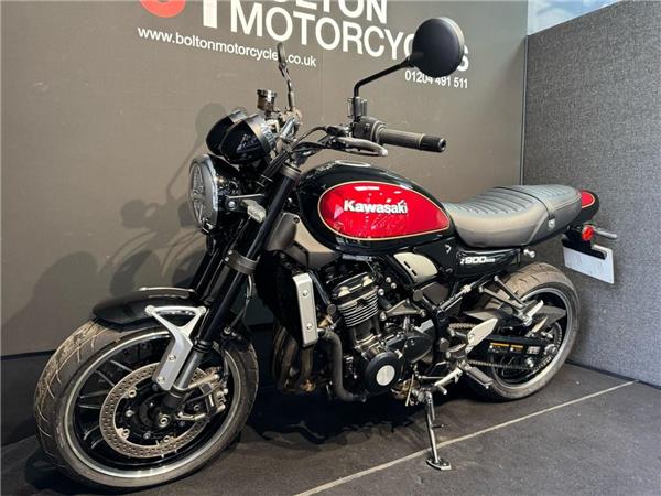 2024 Kawasaki Z900 RS