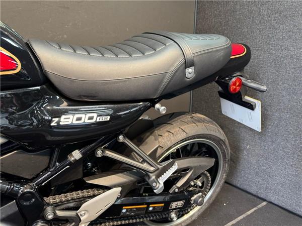 2024 Kawasaki Z900 RS