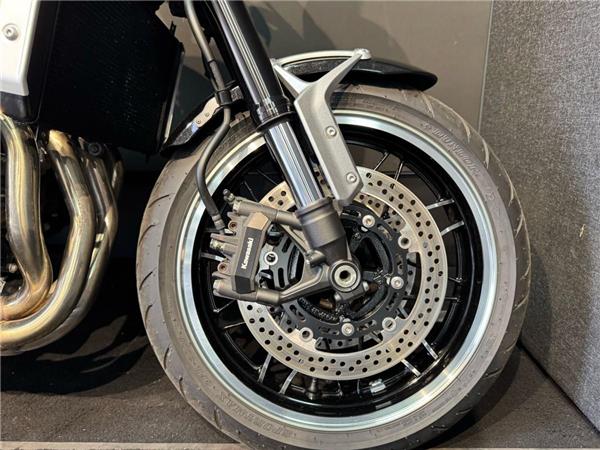 2024 Kawasaki Z900 RS