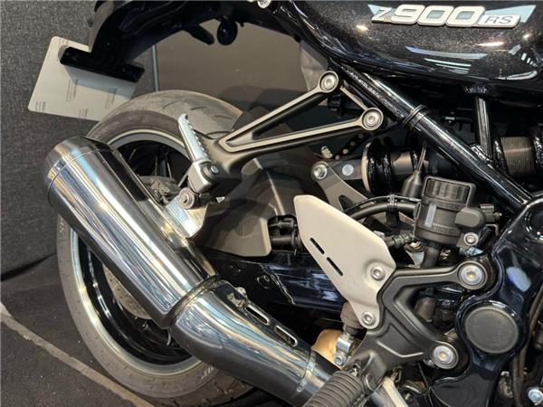 2024 Kawasaki Z900 RS