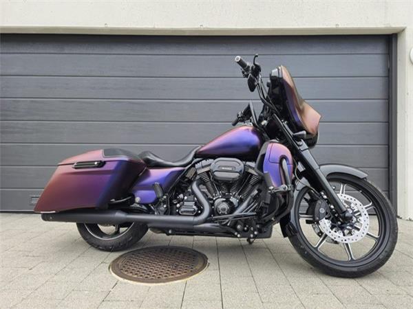 2016 HARLEY-DAVIDSON CVO FLHXSE Street Glide ABS CVO