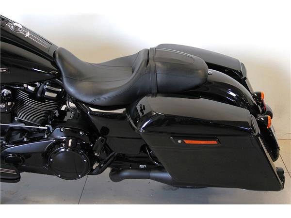 FLHRXS ROAD KING SPECIAL MY2018