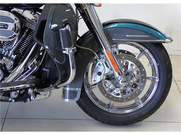 FLHTKSE ULTRA LIMITED CVO MY2015