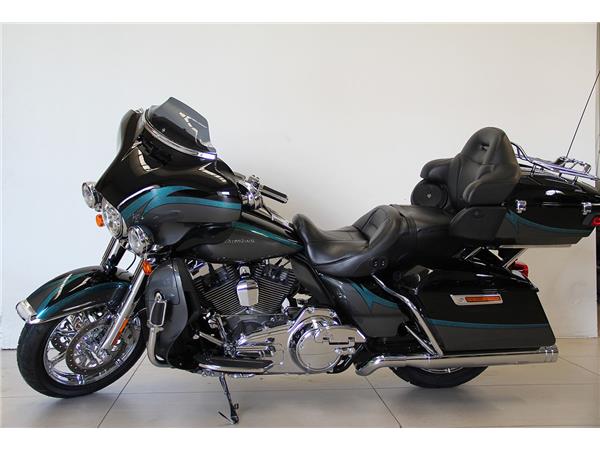 FLHTKSE ULTRA LIMITED CVO MY2015