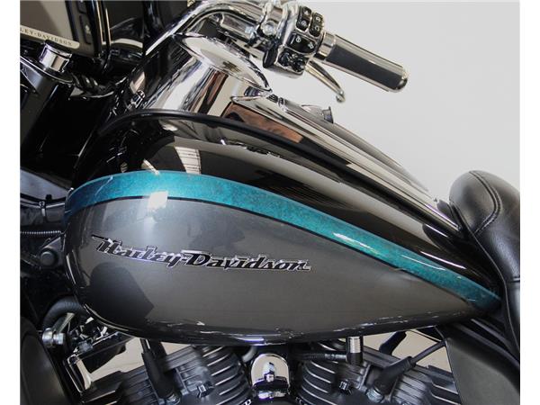 FLHTKSE ULTRA LIMITED CVO MY2015