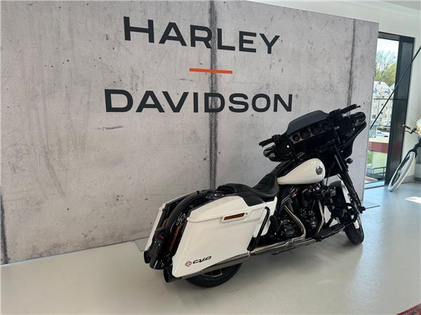 2021 HARLEY-DAVIDSON CVO FLHXSE 1923 CVO Street Glide 117