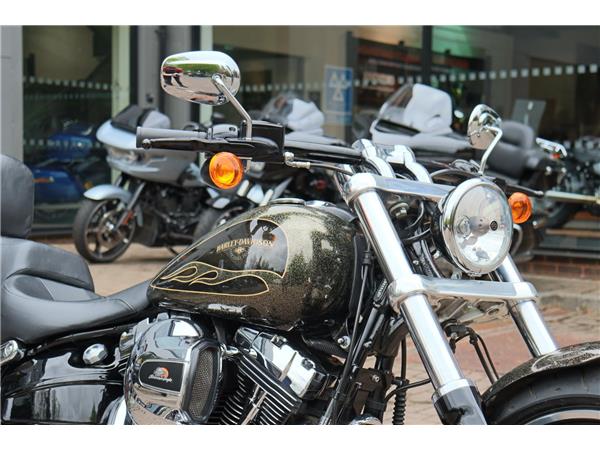 2015 HARLEY-DAVIDSON SOFTAIL FXSB BREAKOUT