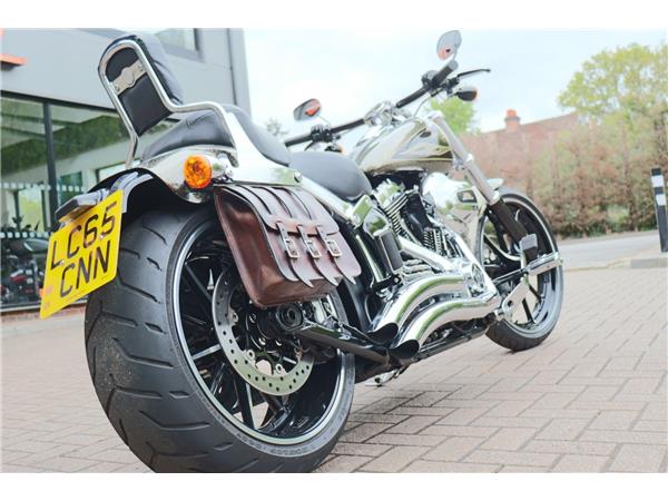 2015 HARLEY-DAVIDSON SOFTAIL FXSB BREAKOUT