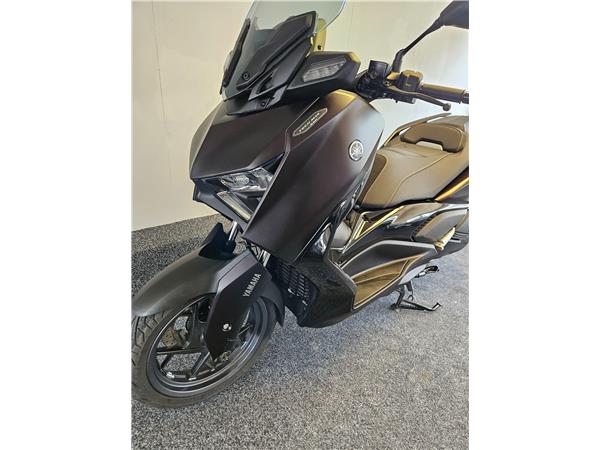 2024 Yamaha XMAX 300