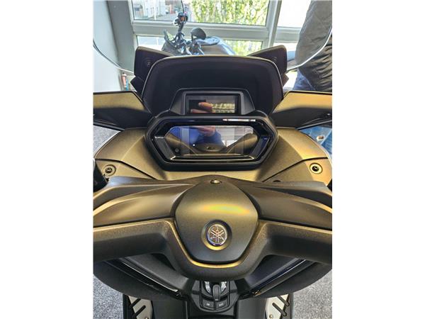 2024 Yamaha XMAX 300