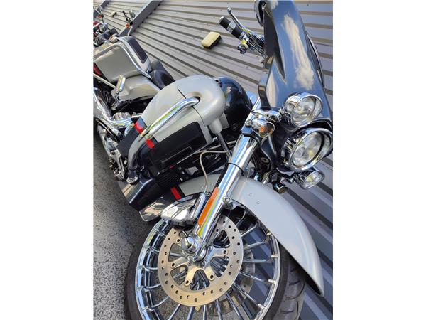 2019 HARLEY-DAVIDSON STREET GLIDE