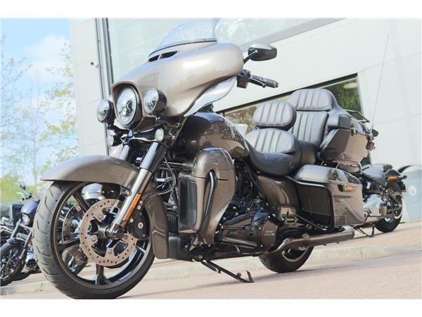 2022 HARLEY-DAVIDSON CVO FLHTKSE ELECTRA GLIDE ULTRA LIMITED